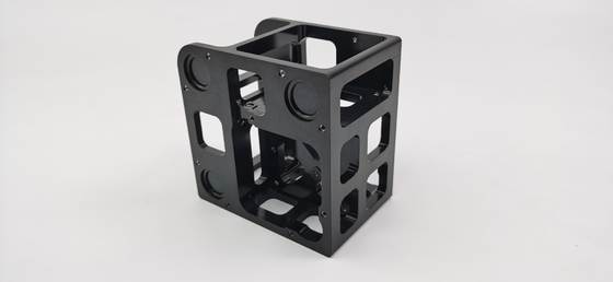 Dobra cena. Anodyzowane części frezowania CNC z aluminium ODM powierzchnia malowana ze stali nierdzewnej w Internecie